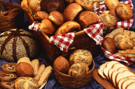 «Без него никуда»: нутрициолог Кузина назвала самый полезный хлеб и рассказала, почему нельзя отказываться от мучного