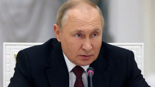 «Станет невыгодно»: Путин подписал закон о зарплате — что будет с получкой россиян дальше