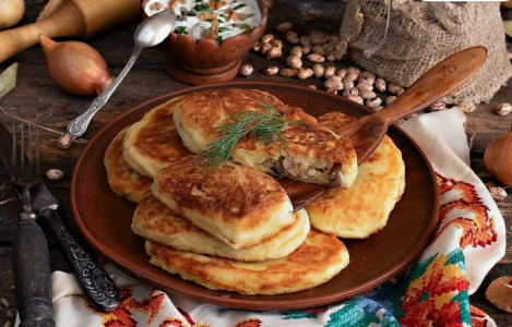 Чтобы угодить любому: 4 идеи начинки для картофельных пирожков — белорусские варианты назвала повар Архипова