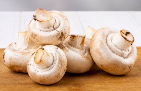 Так грибы вы ещё точно не готовили: фаршированные шампиньоны за 10 минут — кулинарный шедевр оценят все