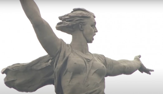 «Прикройте срамные места»: у Путина потребовали провести реконструкцию памятника «Родина-мать» — главный символ победы в ВОВ посчитали развратом