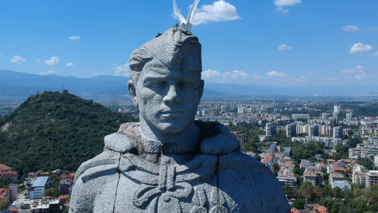Не дождетесь: болгарский депутат пообещал защитить памятник «Алеше» от сноса