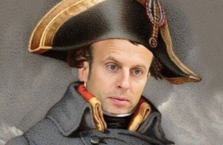 Продолжает упорствовать: Макрон включил режим «Наполеона» и заявил, что Франция может противостоять России