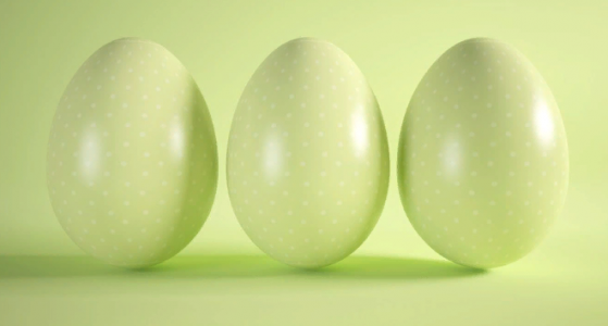 С луковой шелухой больше возиться не придётся: крашу яйца на Пасху в шикарный оливковый цвет — без химии и затрат