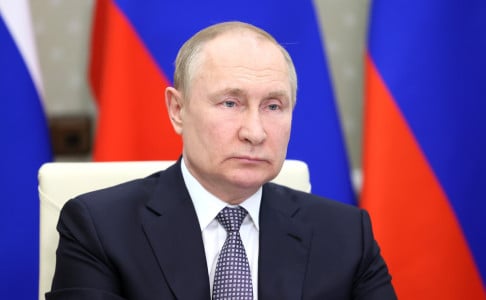 Париж обиделся на Путина: Франция негодует, а у Макрона есть веский повод желать войны с Россией