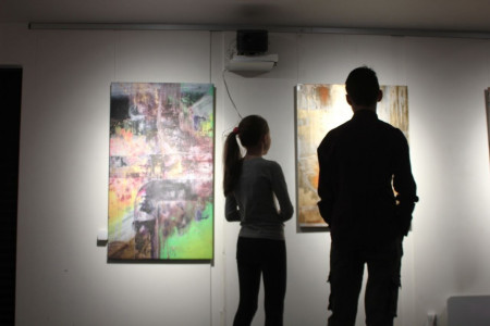 «Текстуризм 2.0»: выставка абстрактной живописи Ильи Байдака открылась в Мурманске