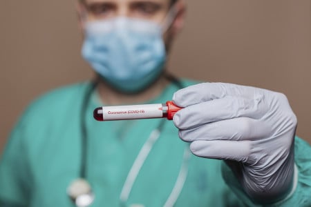 «Вирус отступил?»: в Заполярье снизилось количество госпитализаций с диагнозом COVID-19