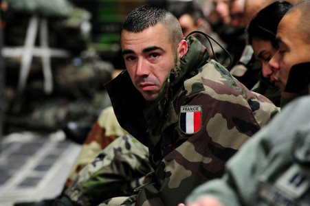 «Капля в море»: французский полковник высказался об отправке военных на Украину — есть плохая и хорошая новости