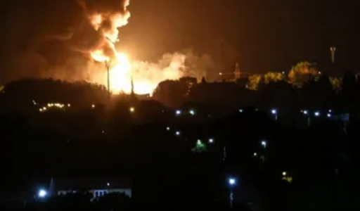 Огненный столб вырос до неба: Украина атаковала нефтебазу в Луганске — пострадали пять человек