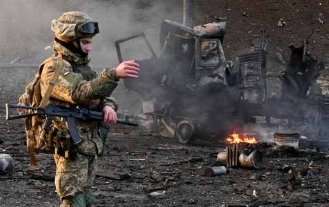 «Серьезный ход»: США пошлют сигнал и подтолкнут РФ и Украину к переговорам — экс-советник Пентагона Макгрегор