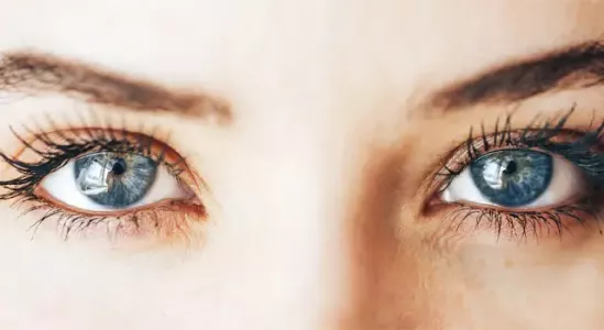 Снижаем напряжение и избавляемся от синдрома «сухого глаза»: офтальмолог назвала простое упражнение для глаз — можно делать в любом месте