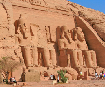 Припадочные карлики с лишними пальцами: Известный генетик раскрыл шокирующую правду о фараонах Древнего Египта