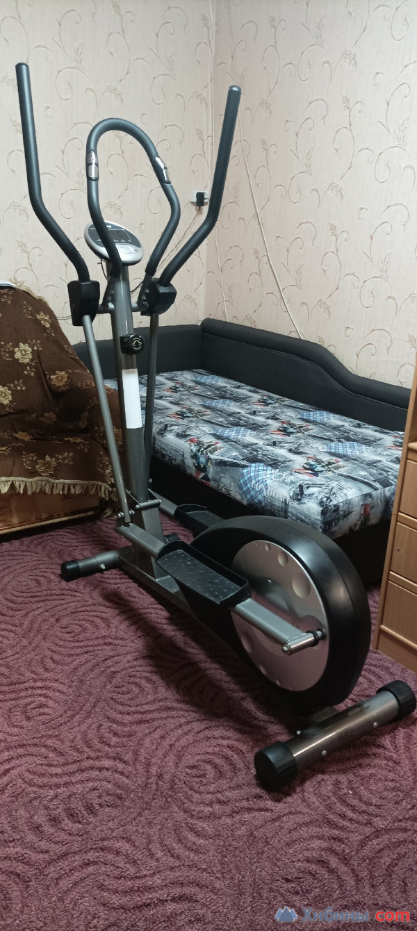 Продам эллиптический тренажер