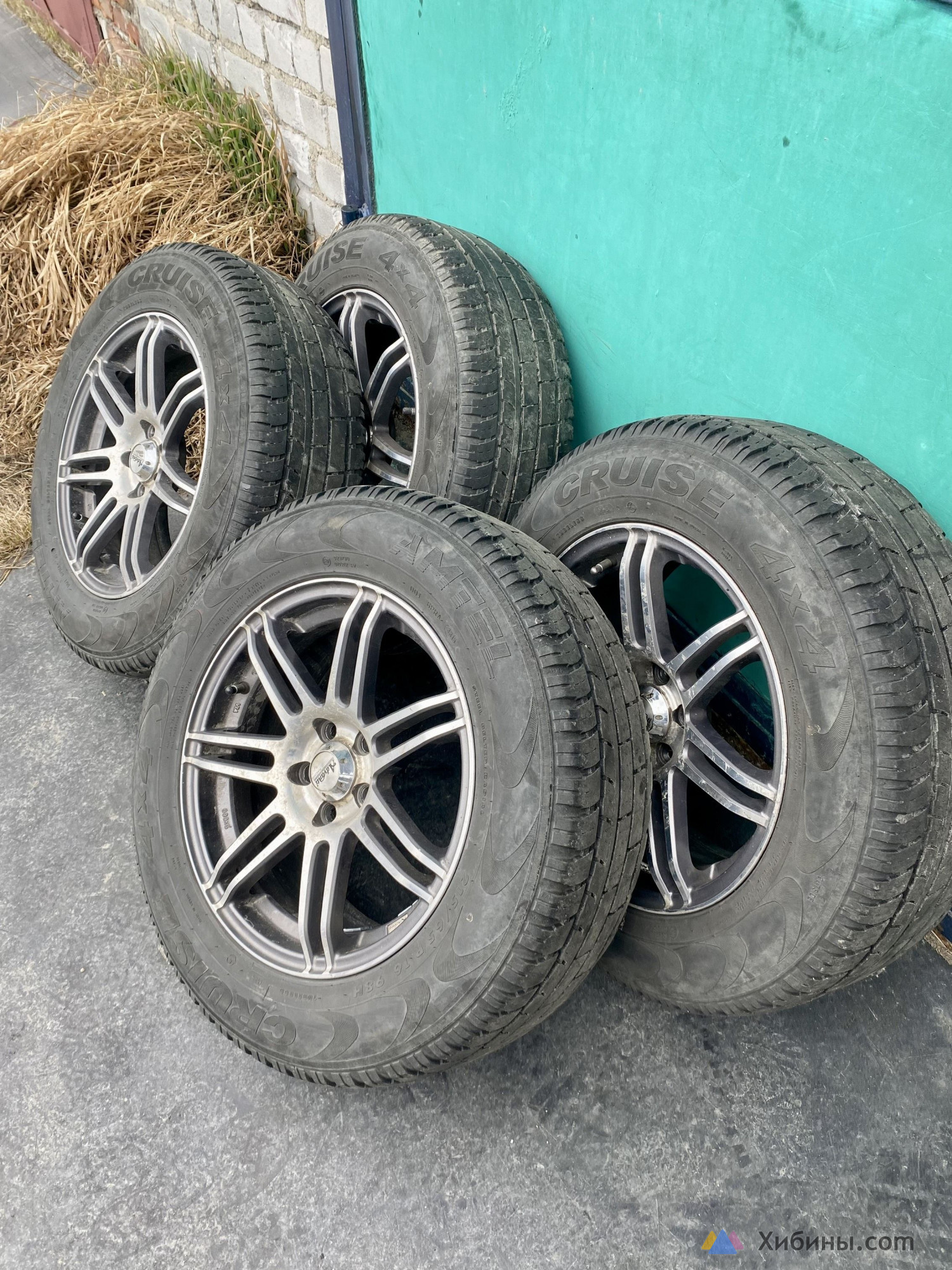 продается комплект дисков с резиной 215 65 R16