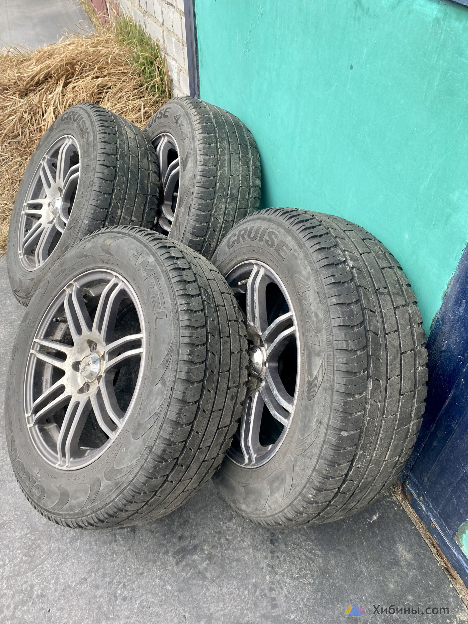 продается комплект дисков с резиной 215 65 R16