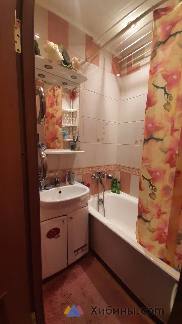 Продам 2-комнатную квартиру