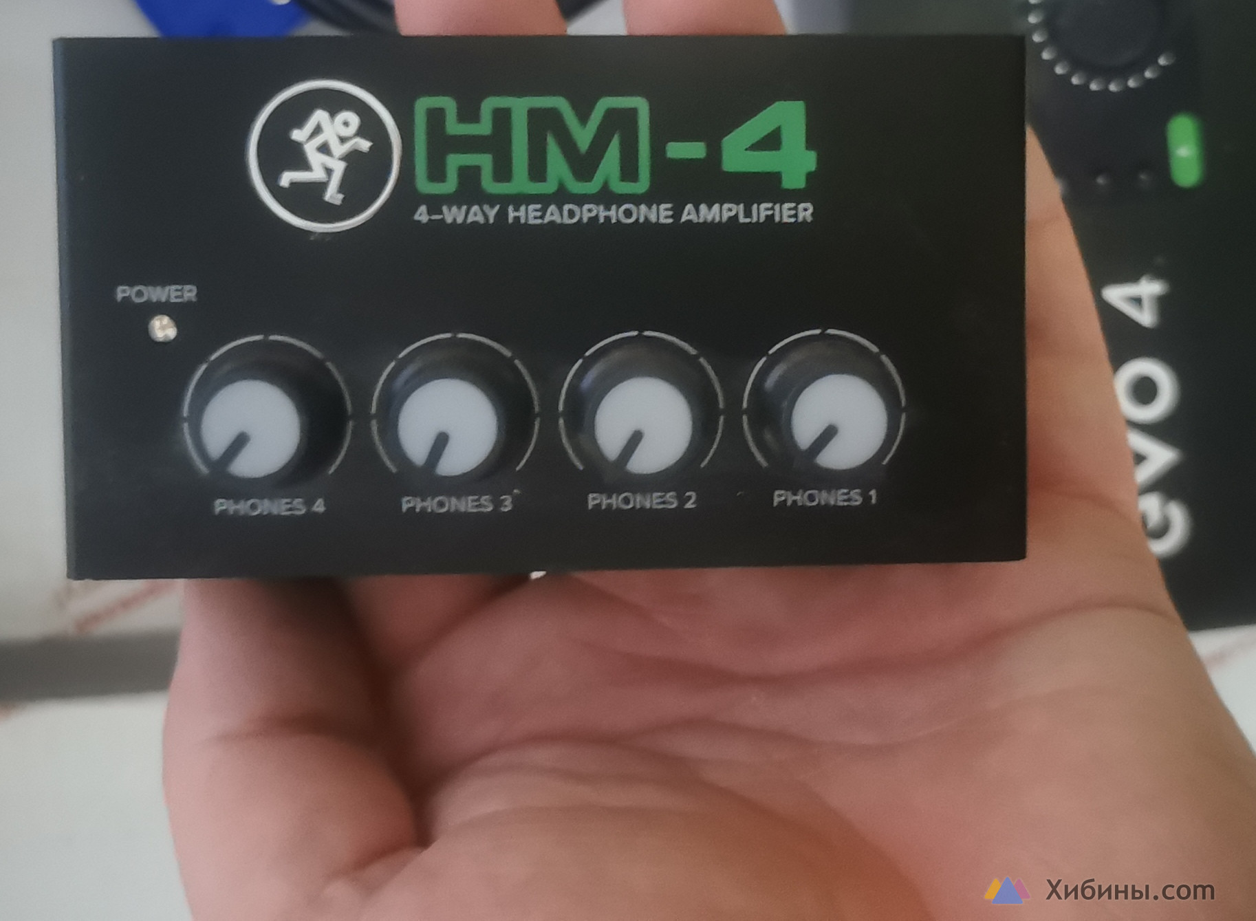 Mackie HM-4