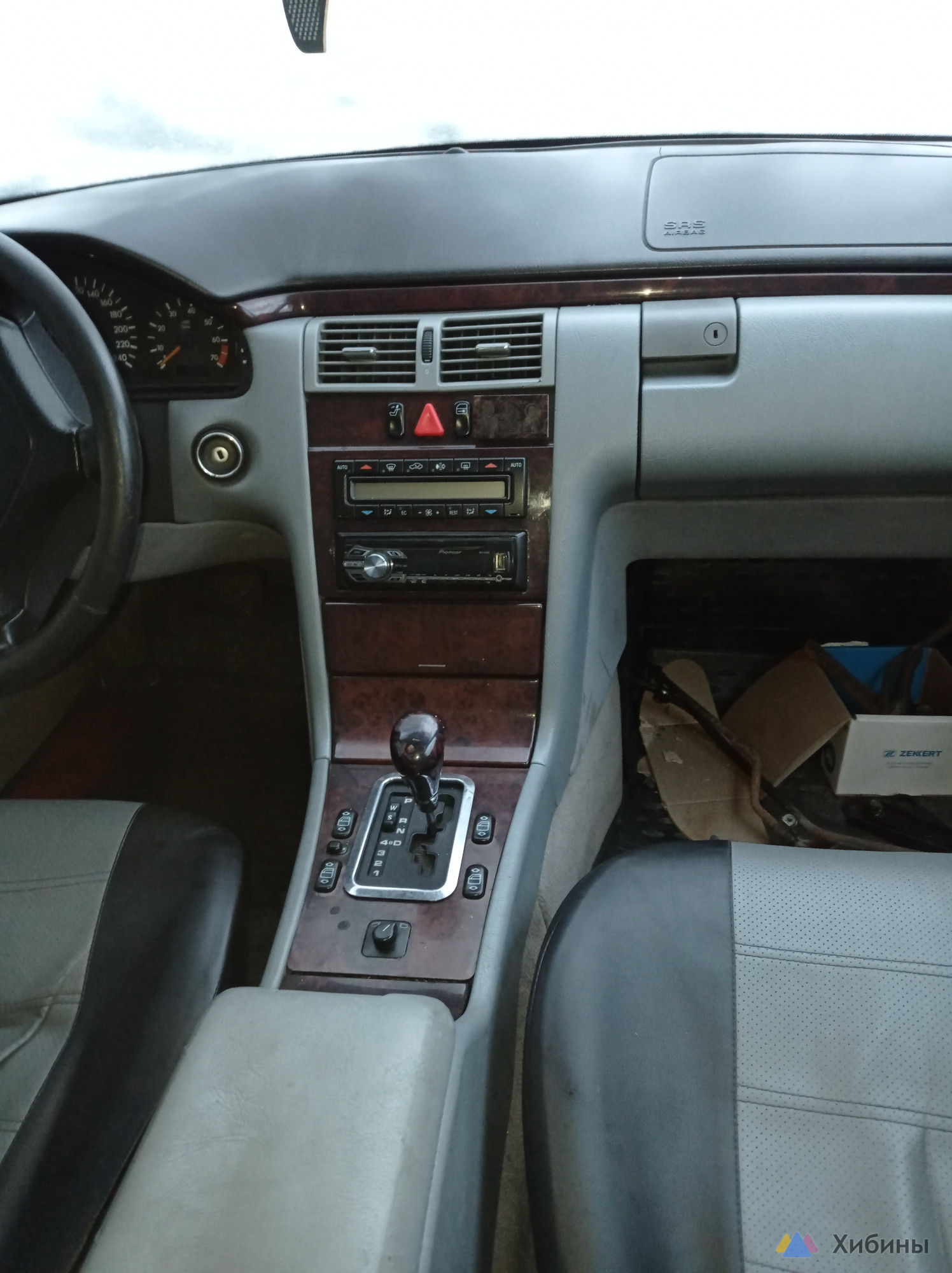 Mercedes E-класс