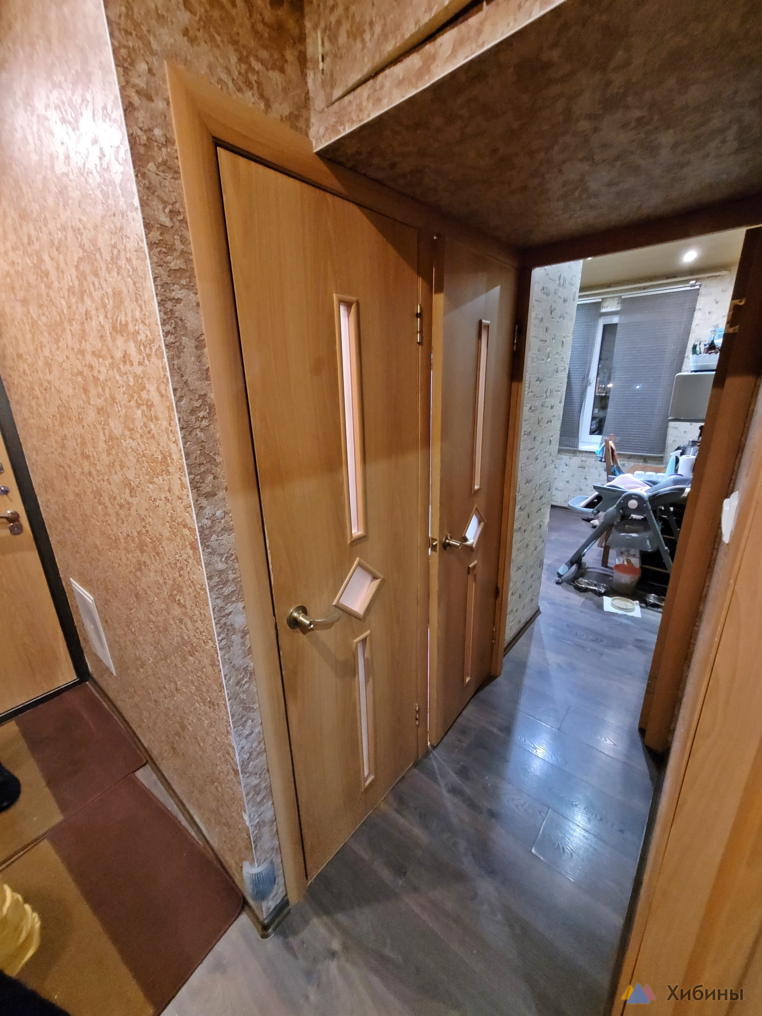 Продам 2-комнатную квартиру в центре