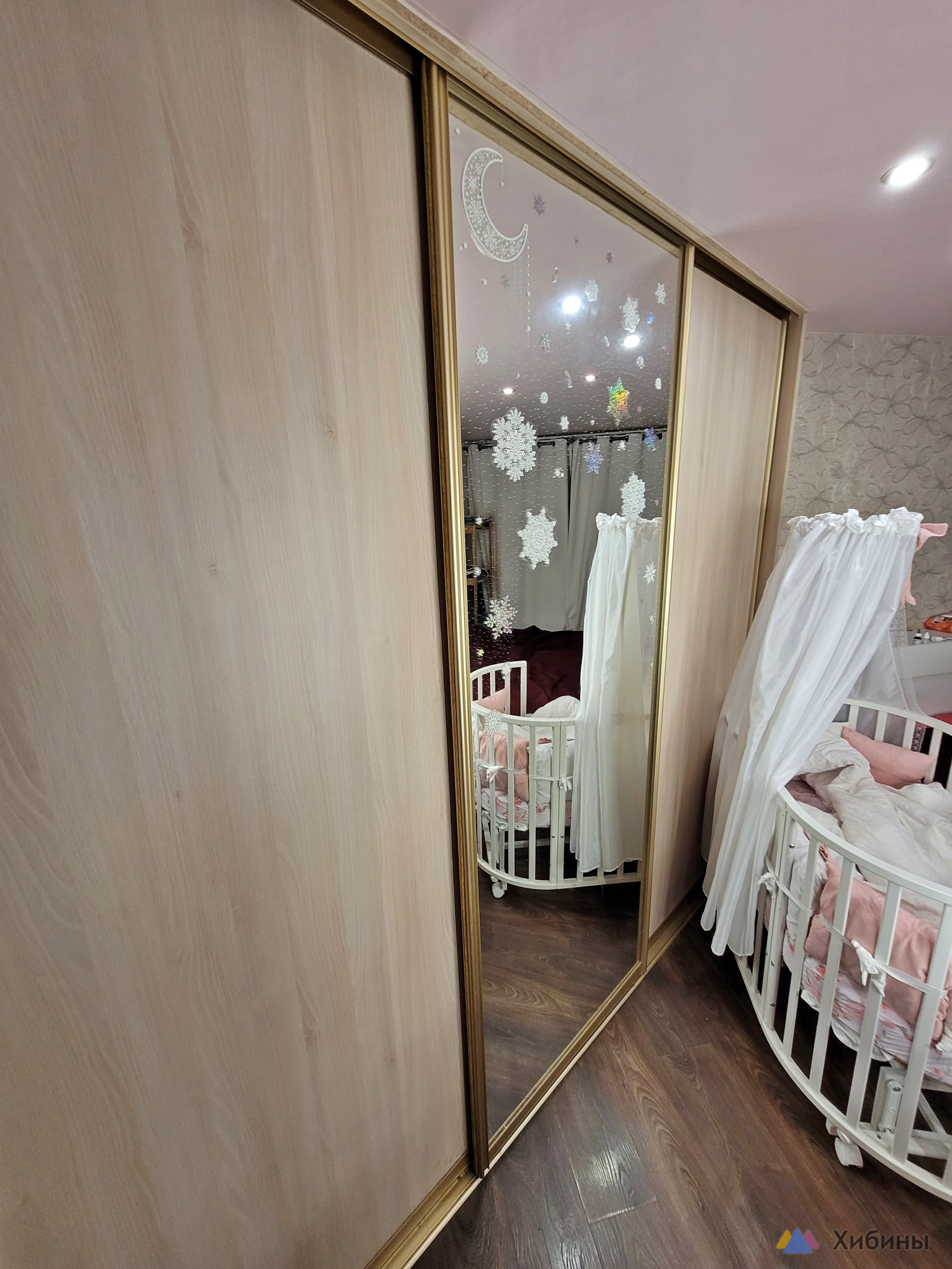 Продам 2-комнатную квартиру в центре