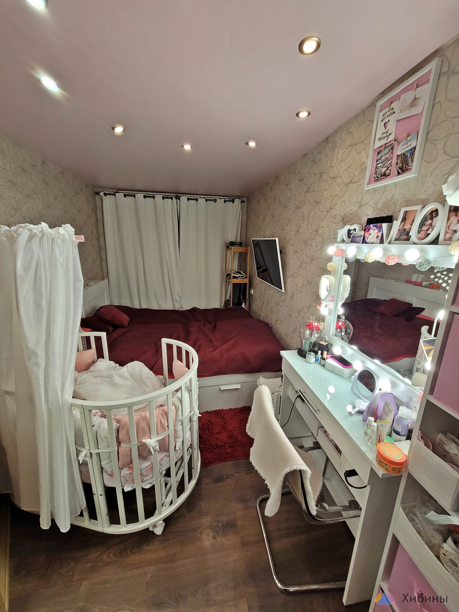 Продам 2-комнатную квартиру в центре