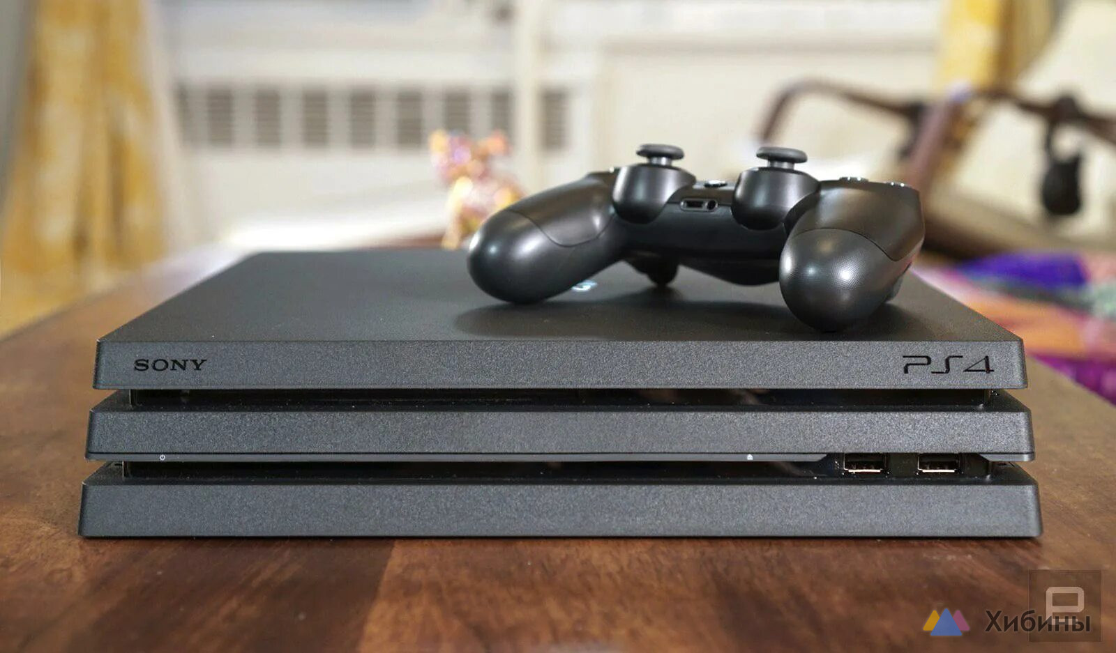 Продам PS4 PRO, 1 тб