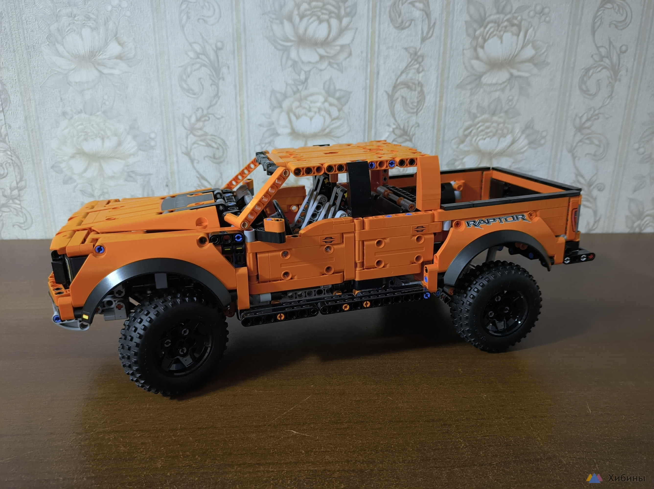Конструктор Lego Ford F-150 Raptor