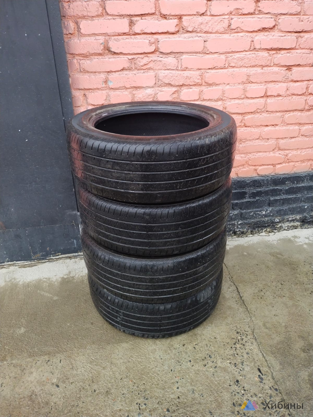 Шины CONTINENTAl 255/50 R20 4шт