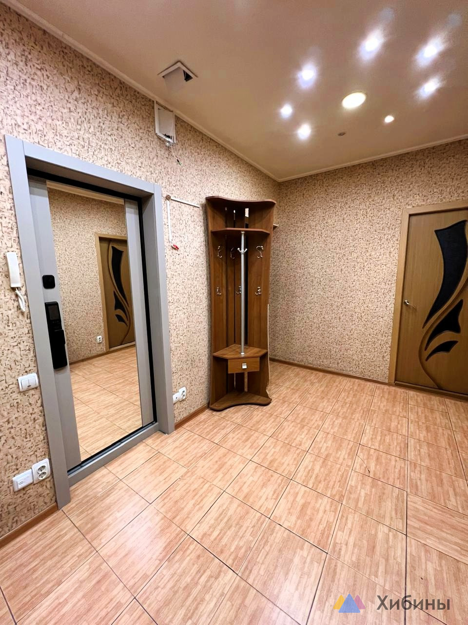 Продам 4-х комнатную квартиру