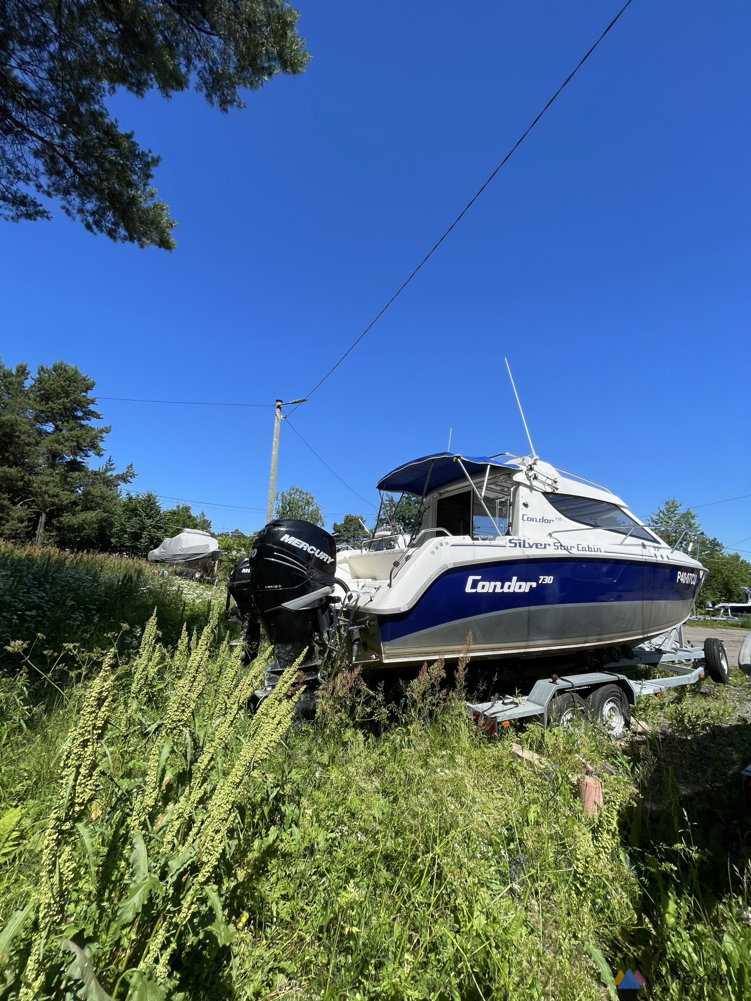 Моторная лодка Silver Condor 730