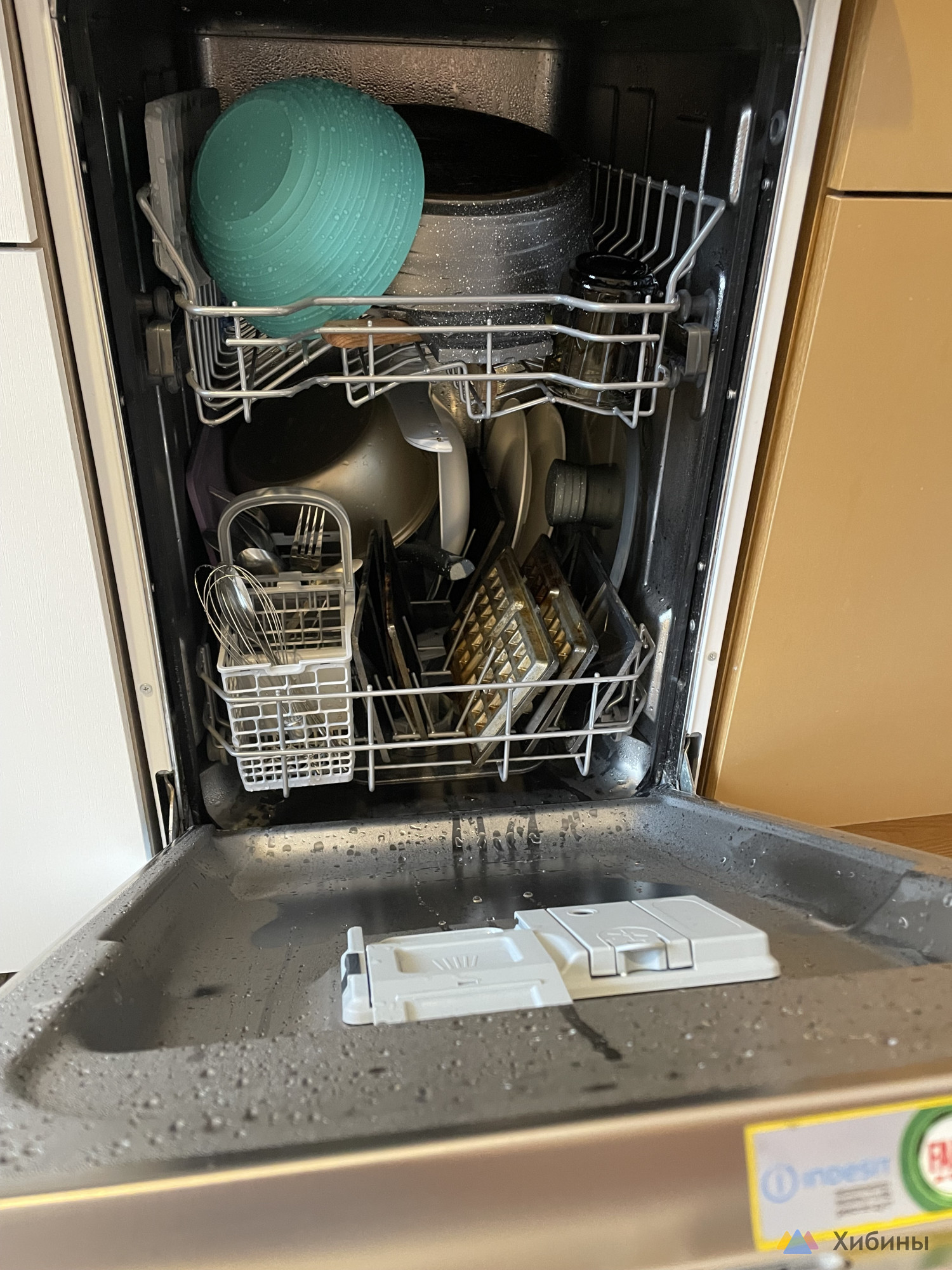 Посудомоечная машина Indesit DSCFE 1B10 RU