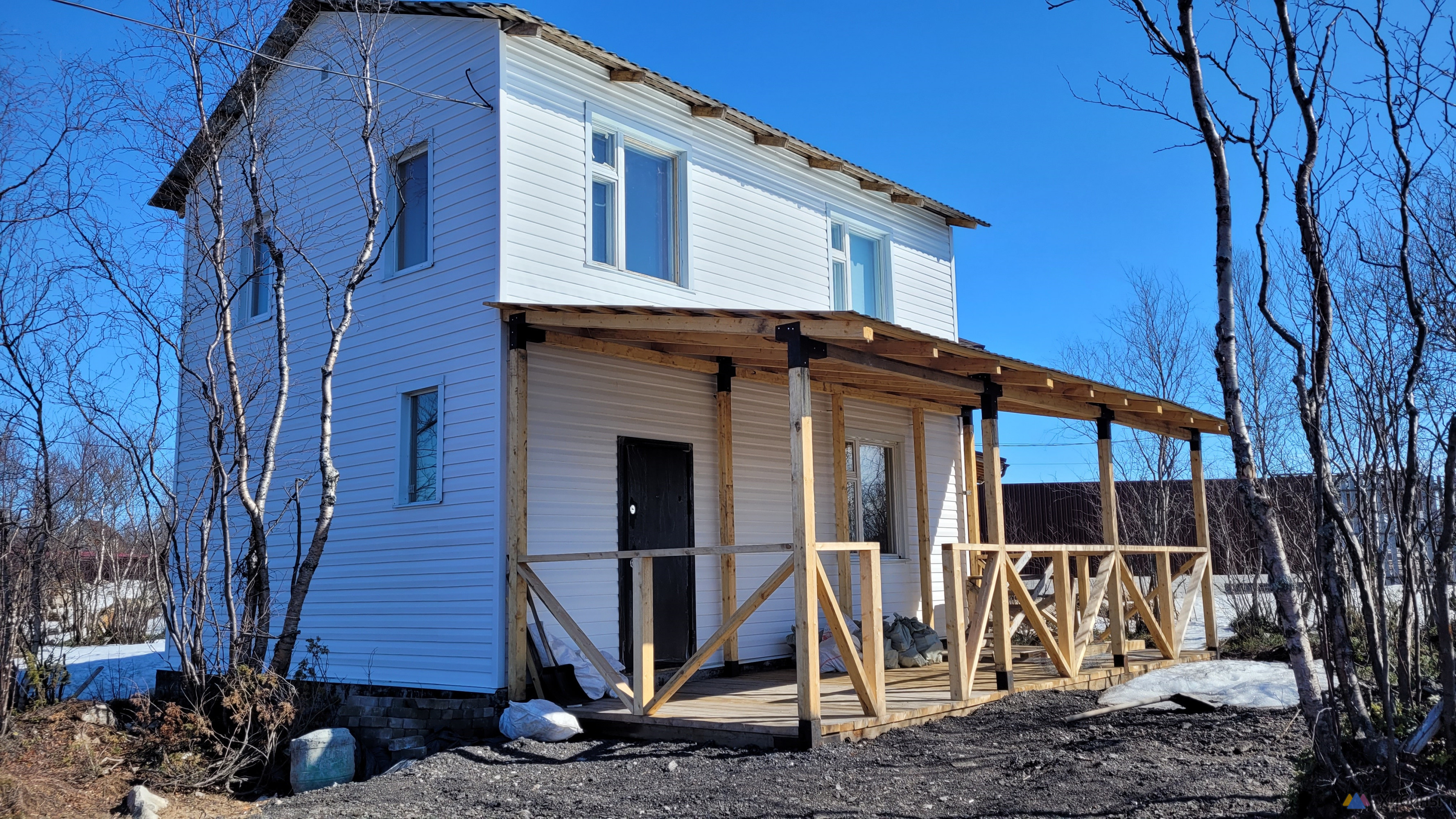 Продам в черте города дачу 79 кв. м. на участке 10 соток