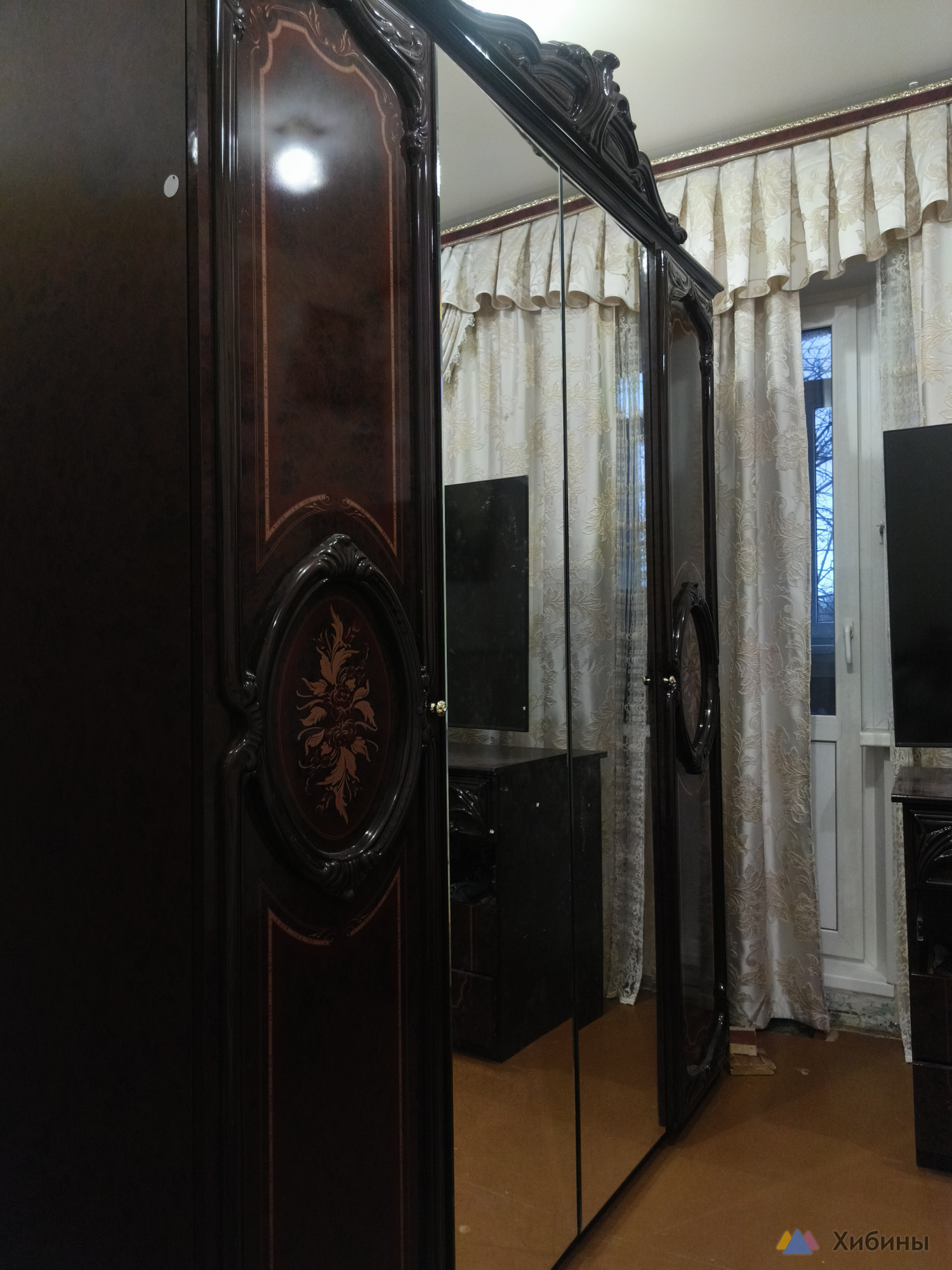Спальный гарнитур