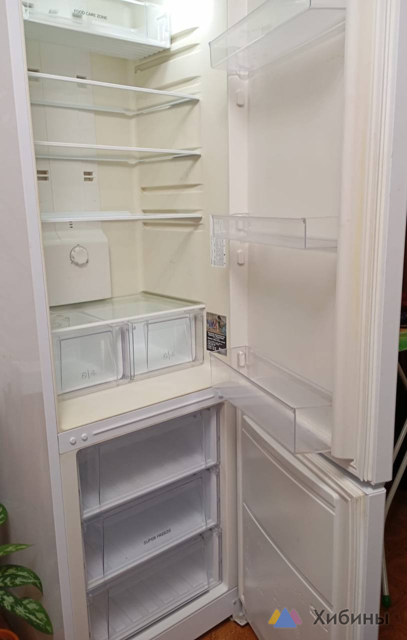 Холодильник Hotpoint ARISTON ECF 2014L