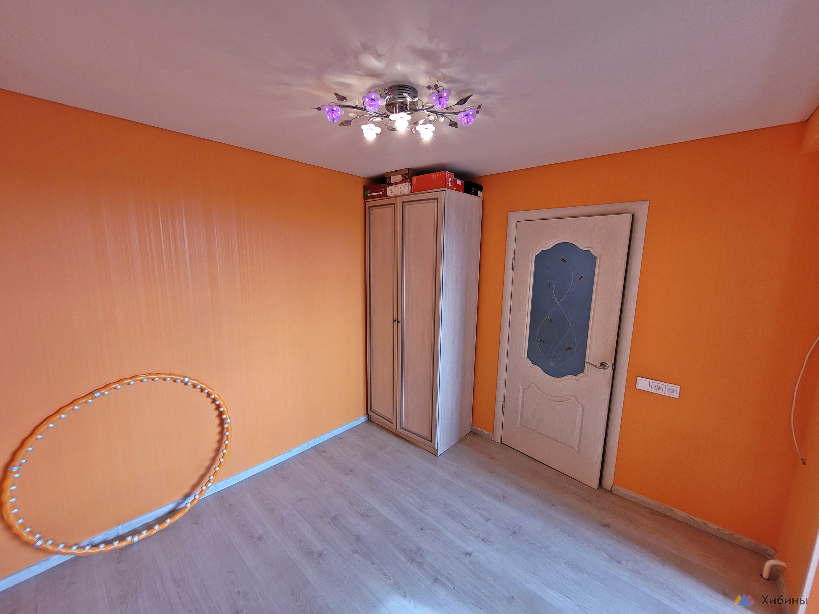 Продам 3-комнатную квартиру с ремонтом