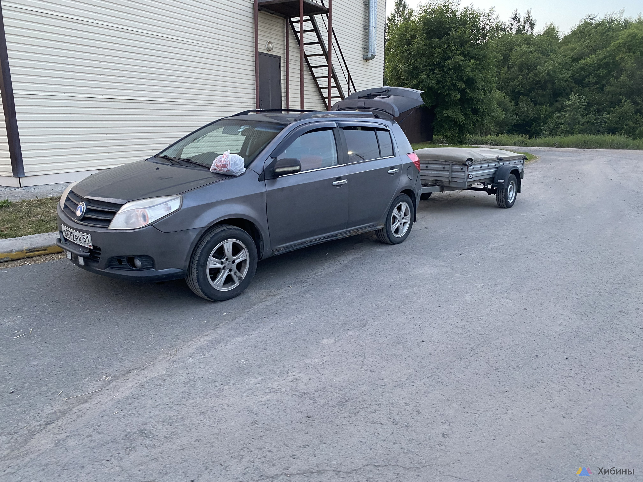 Geely MK Cross