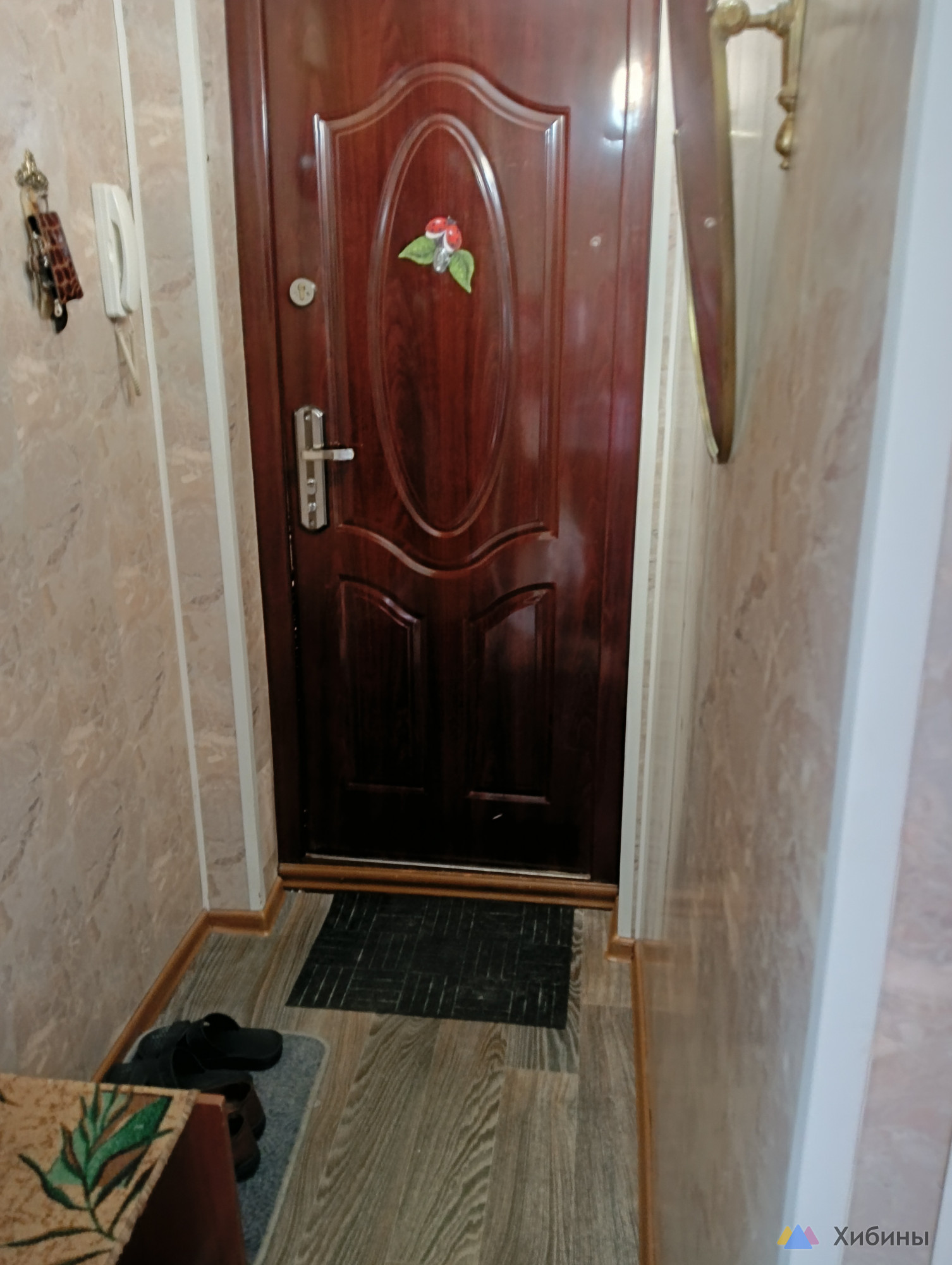 Продам 2-комнатную квартиру