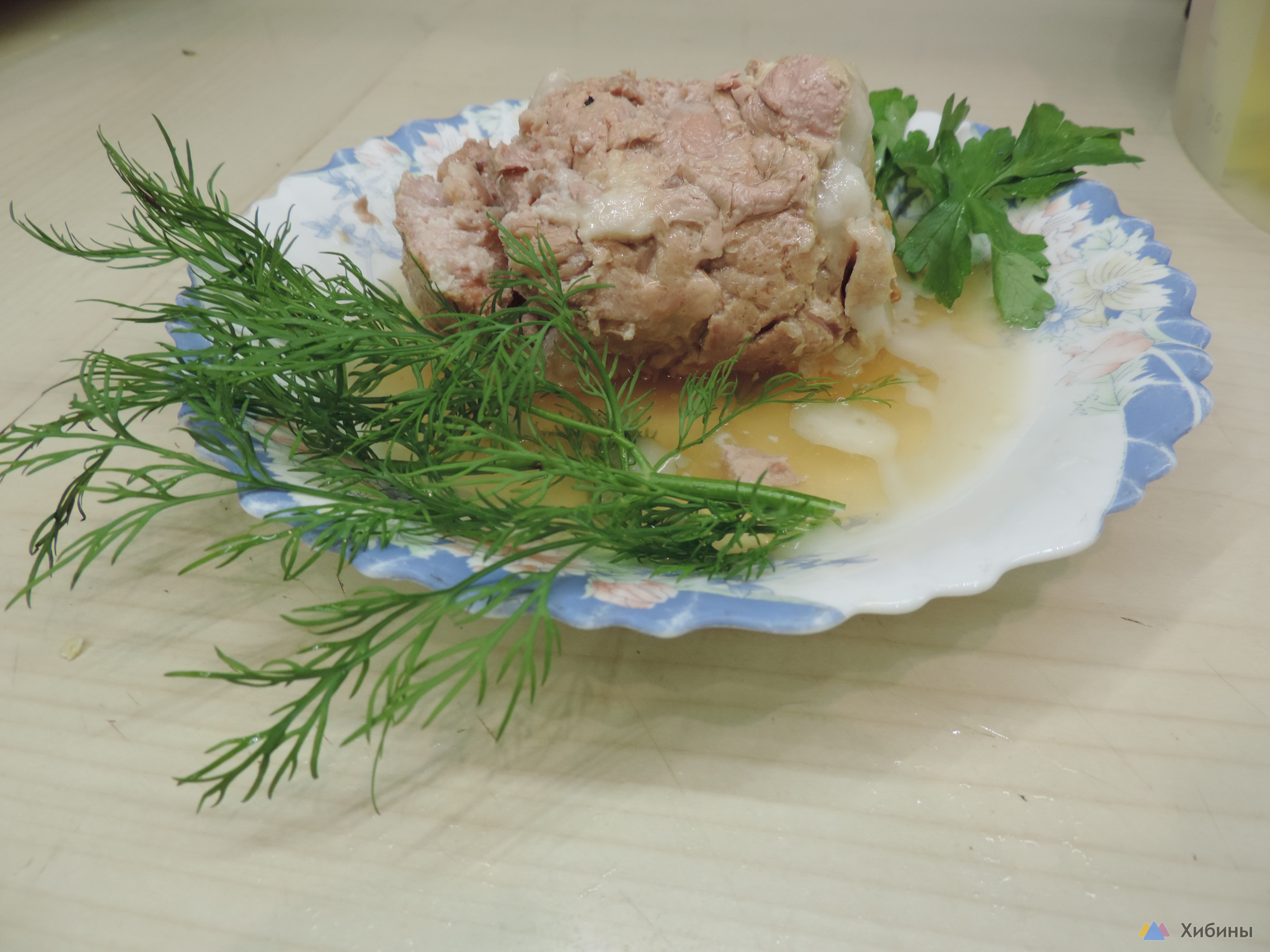 Продам, тушенку массовая доля мяса при закладке 97, 5% Беларусь