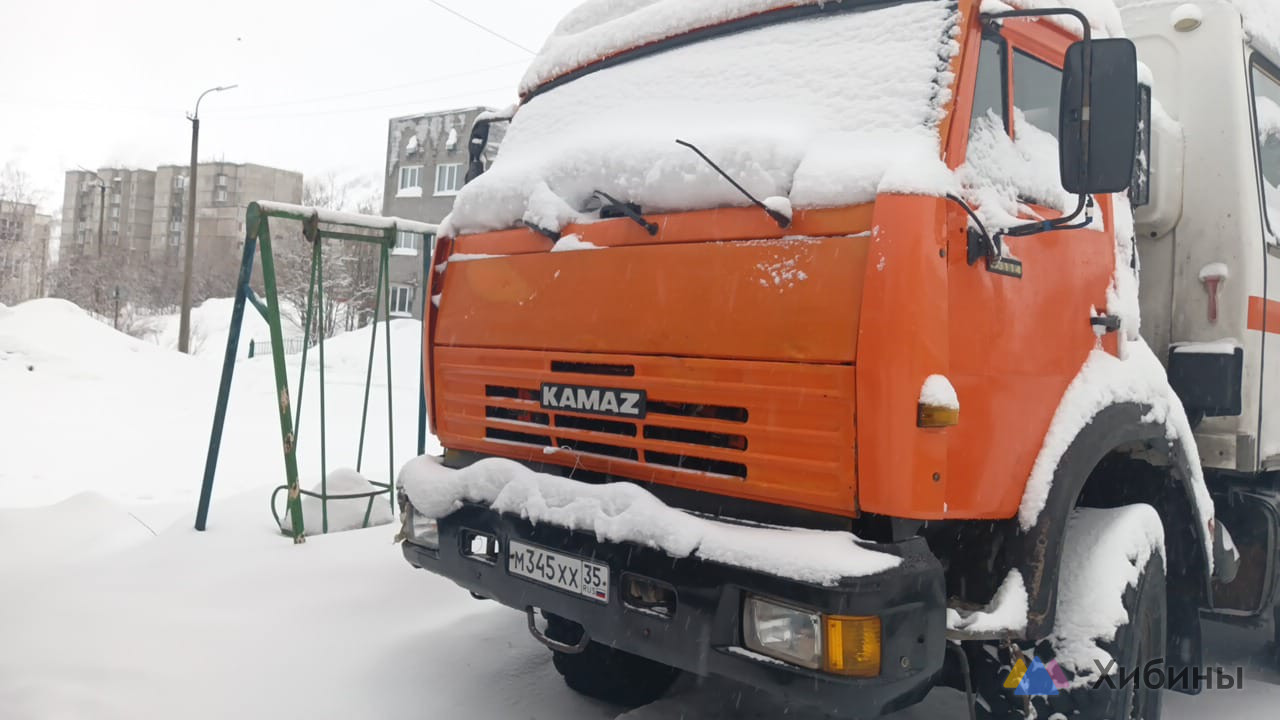 Вахтовый автобус НефАз 4208-03, 2002 г. в