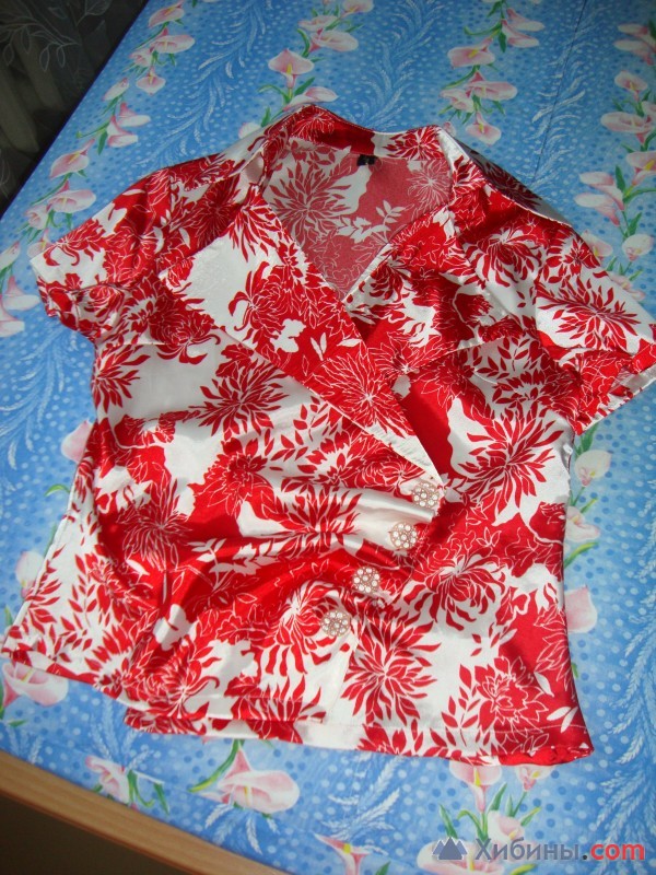 блузки рубашки 2 шт красная и зеленая