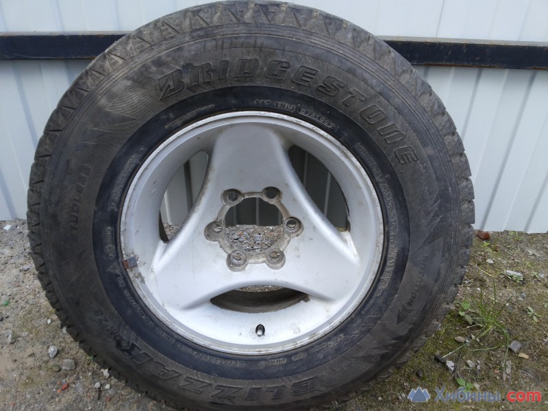 Колесо в сборе «Bridgestone» 265/70R16 б/у, 1 штука.