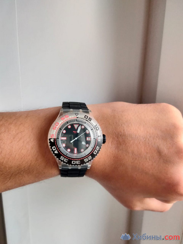 Часы швейцарские Swatch SUUK400