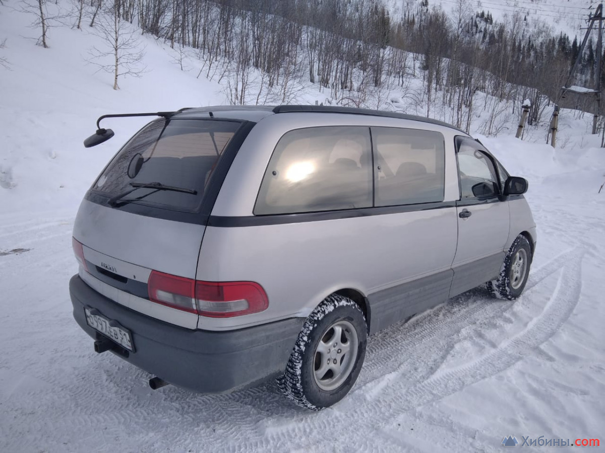 Toyota Estima