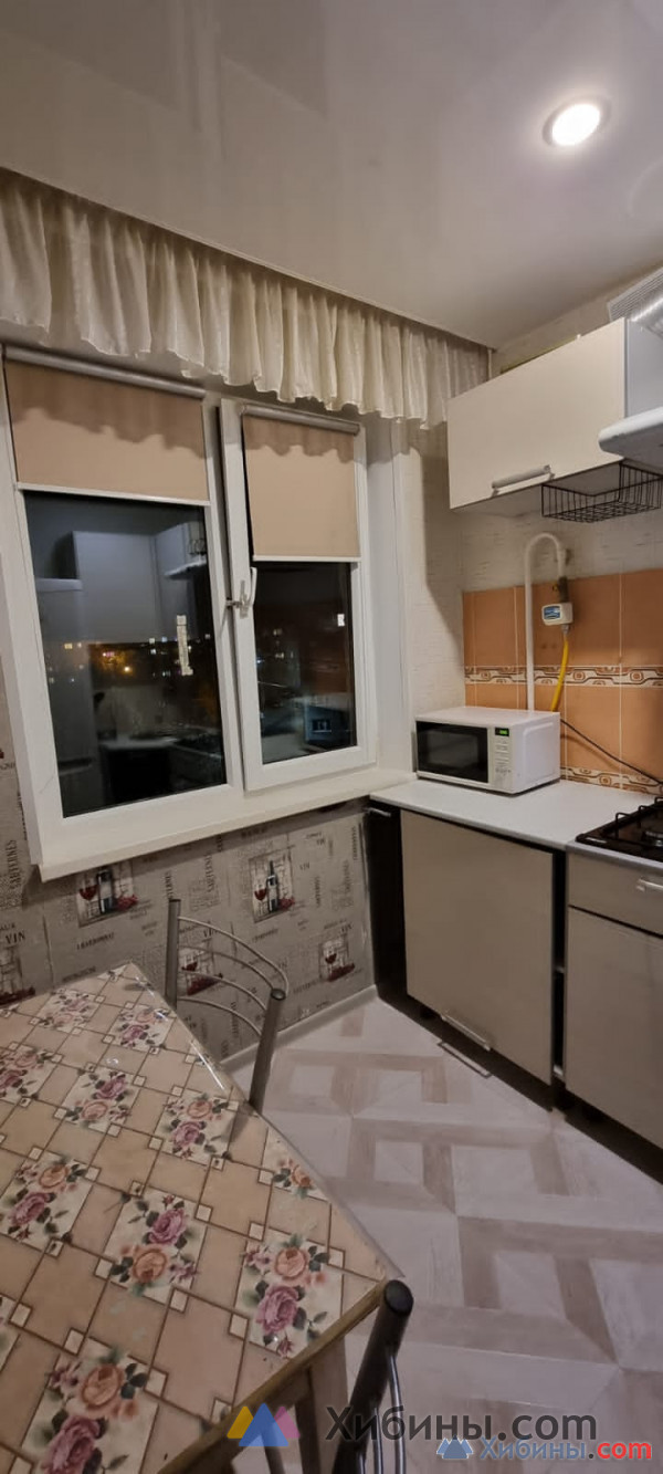Сдам долгосрочно 2-комнатную квартиру к/у включены