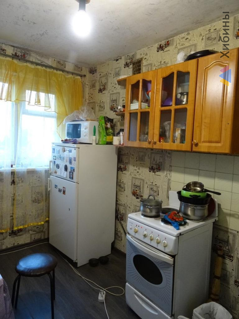 Продам 4-комнатную квартиру