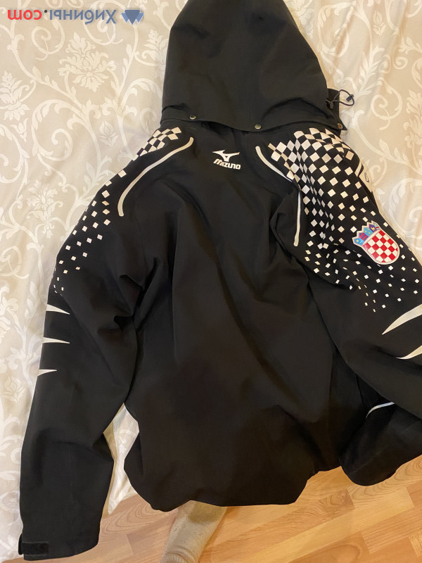 Горнолыжный костюм Mizuno оригинал сборной Хорватии р.xl