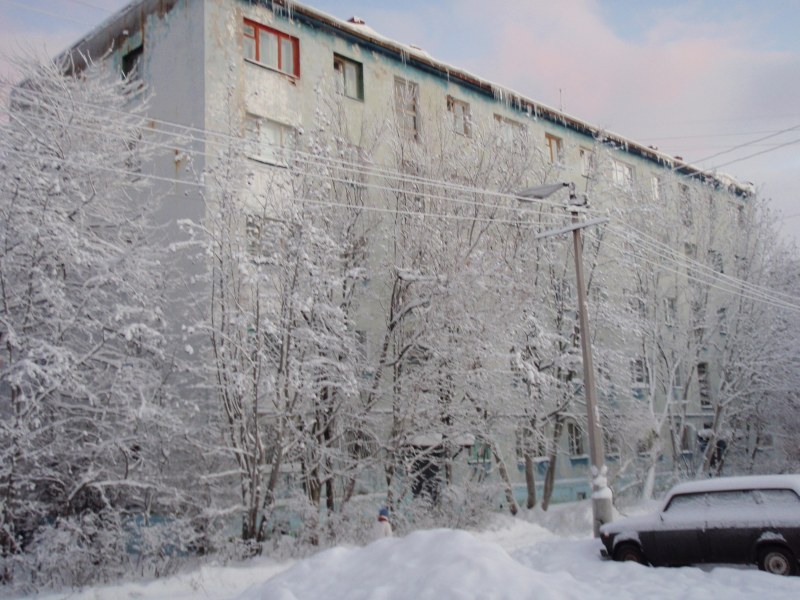 Недвижимость апатиты купить. Посёлок Коашва Мурманская область. Улица Гладышева Апатиты. Ленина 14 Апатиты. Ленина 4 Апатиты.