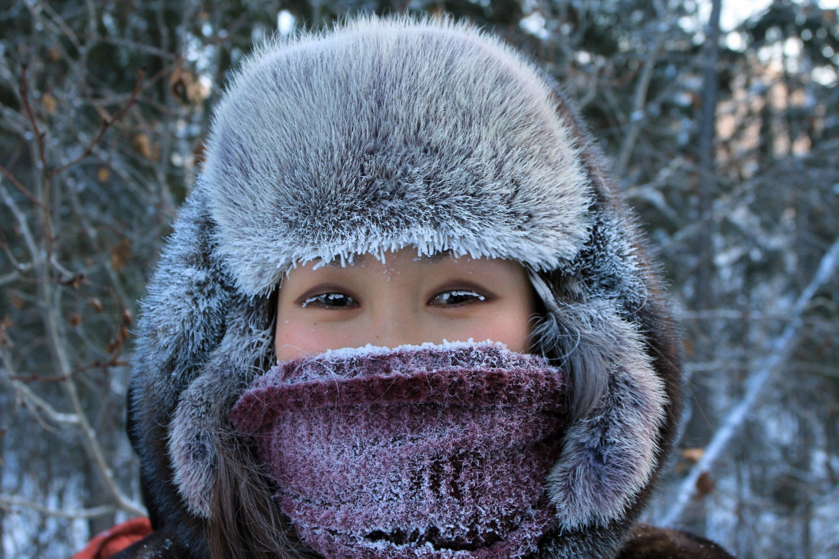 Вид холодно. Зима холодно. Якуты зимой. Якутские Морозы. Холодно Мороз.