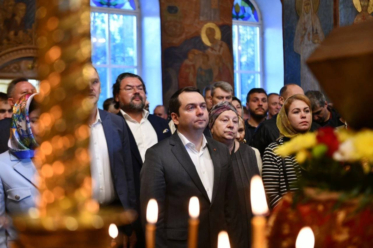 Губернатор Мурманской области принял участие в молебне о Победе и прибытии мощей святого Георгия Победоносца