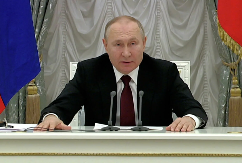 Путин провел совещание с Совбезом РФ: на повестке дня отношения с соседями и дальним зарубежьем